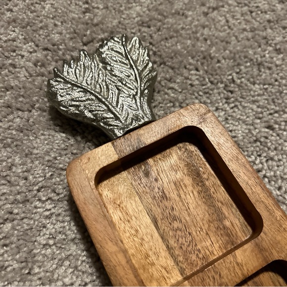 Made in India Wood & Metal 4x17in Carrot Tray Condiment Nuts Easter Entertaining - Picture 4 of 6